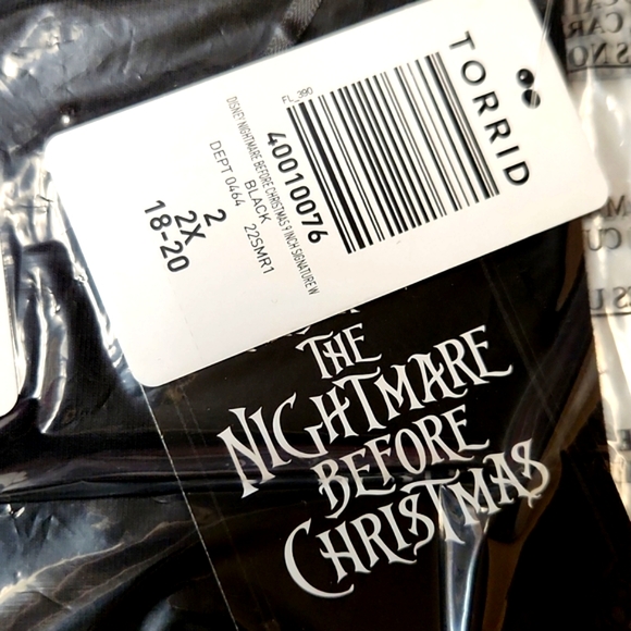 ❤️NWT VINTAGE TORRID SHORTS NIGHTMARE BEFORE CHRISTMAS OOGIE BOOGIE HALLOWEEN - Picture 5 of 12